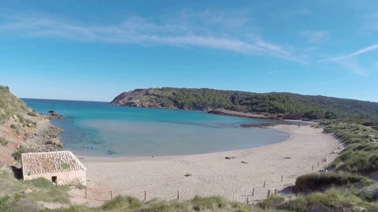 cala la vall menorca como llegar