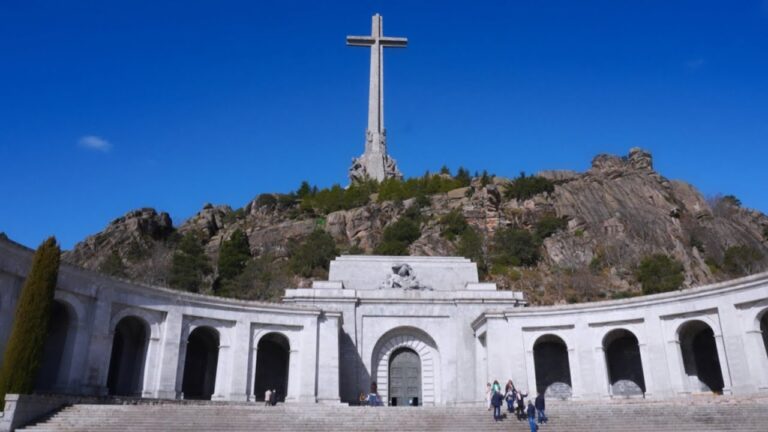 como ir al valle de los caidos desde madrid