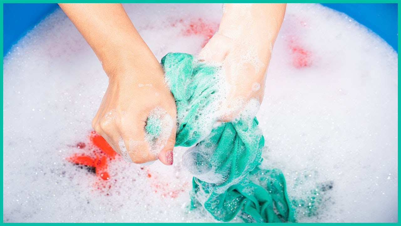 como quitar las manchas de crema solar
