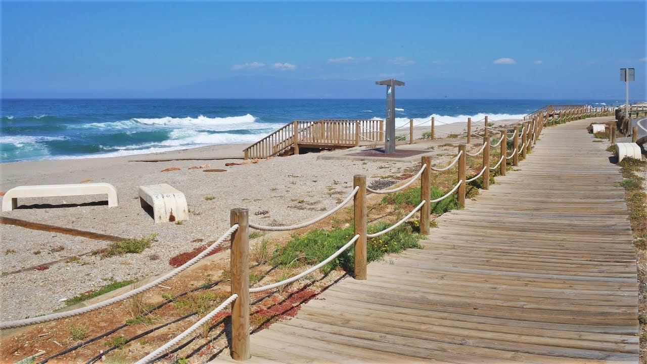 playa de la fabriquilla como llegar