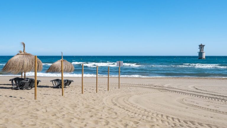 playa del cable marbella como llegar